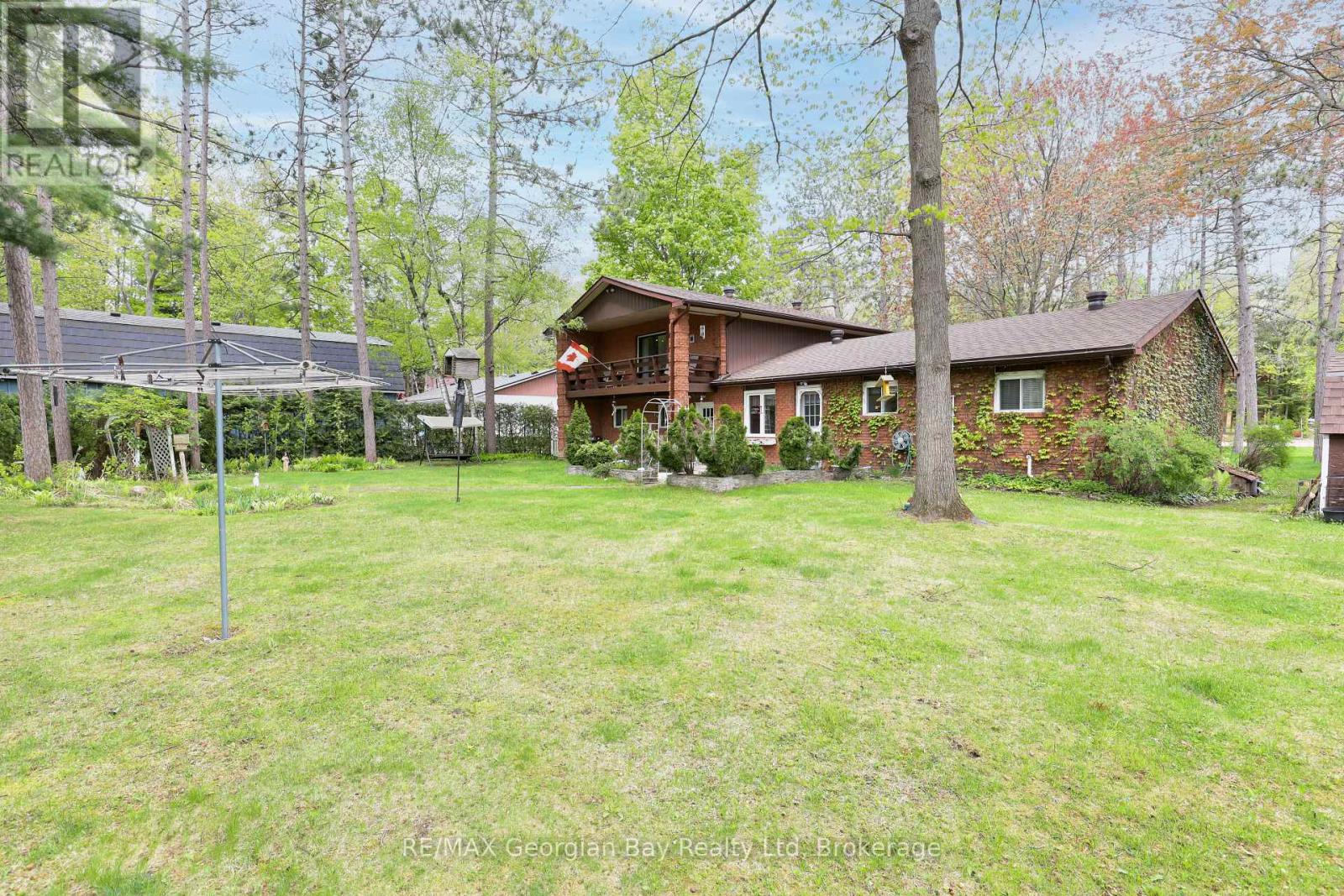 1 Lindale Avenue Property Photo 35