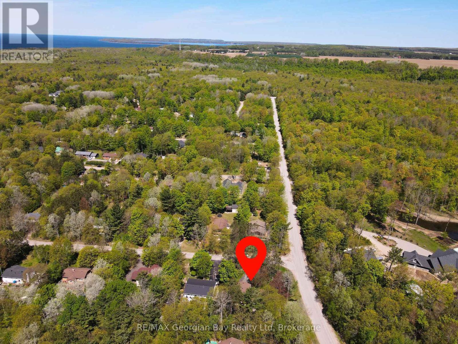 1 Lindale Avenue Property Photo 44