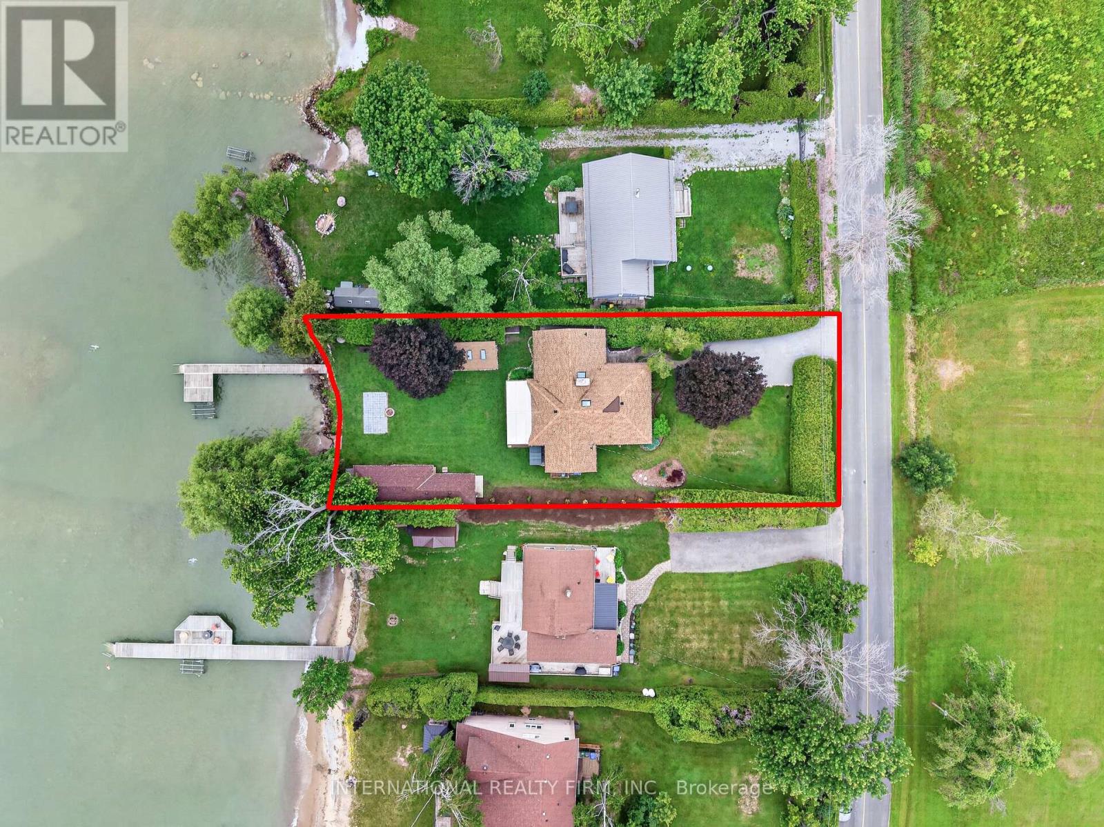 2032 Lakeshore Drive Property Photo 40
