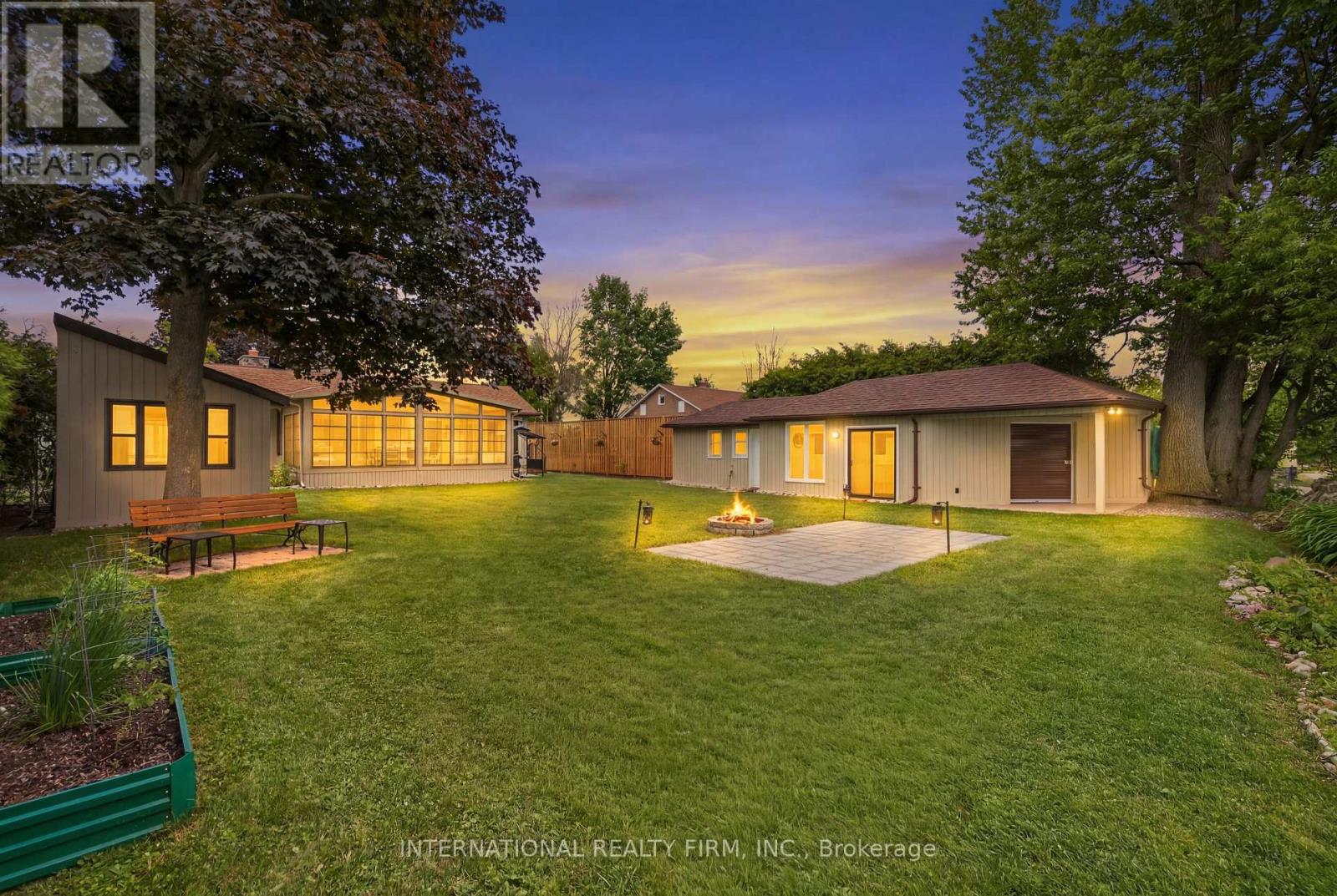 2032 Lakeshore Drive Property Photo 41