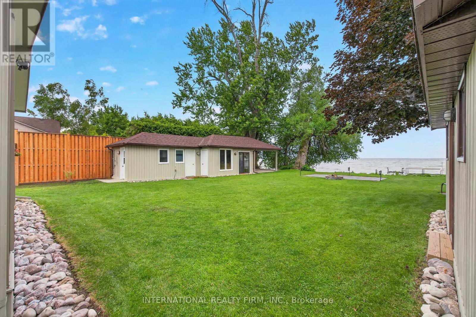 2032 Lakeshore Drive Property Photo 43