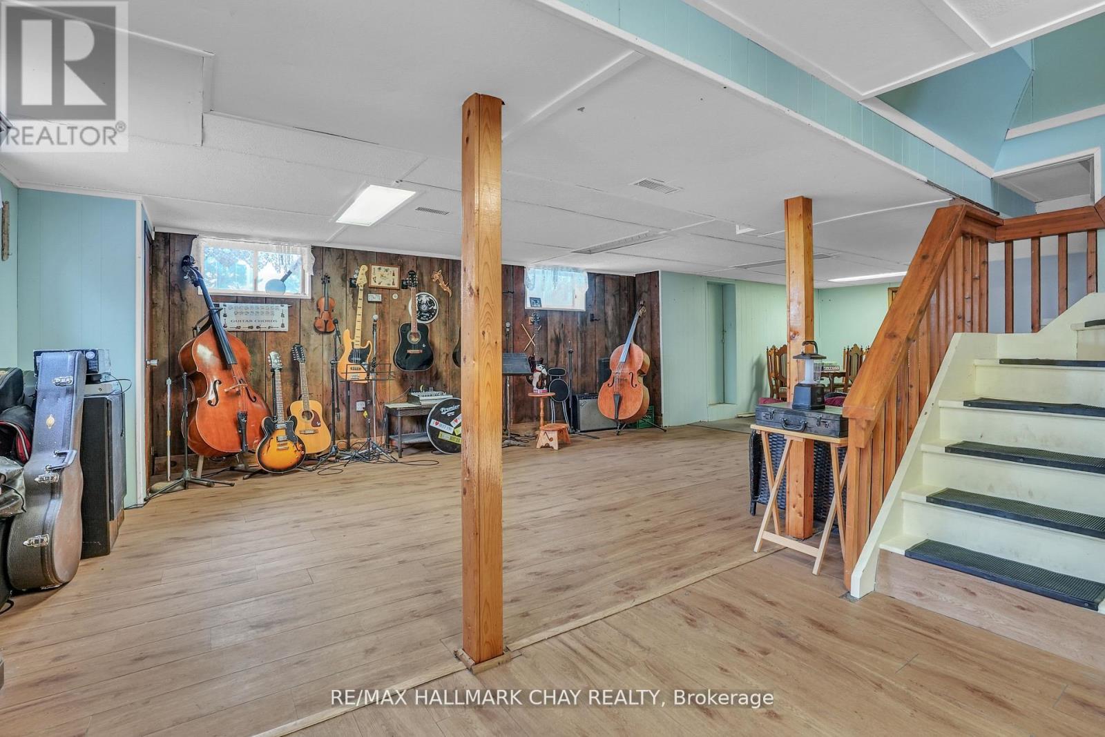 8315 93 Highway Property Photo 17