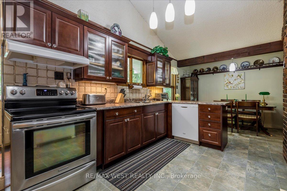 189 Park Road Property Photo 7