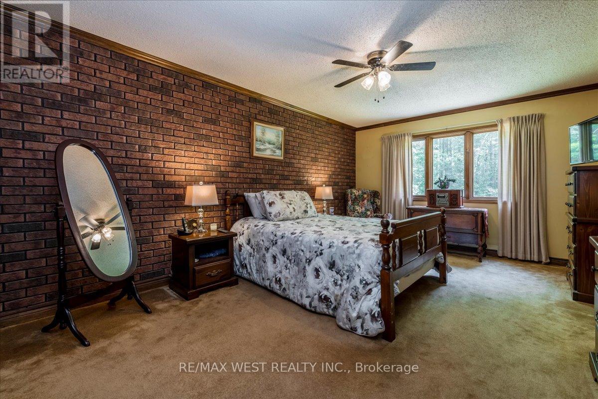 189 Park Road Property Photo 10
