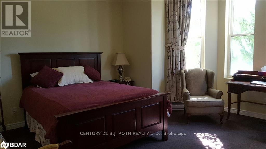 1 Berczy Street Property Photo 10