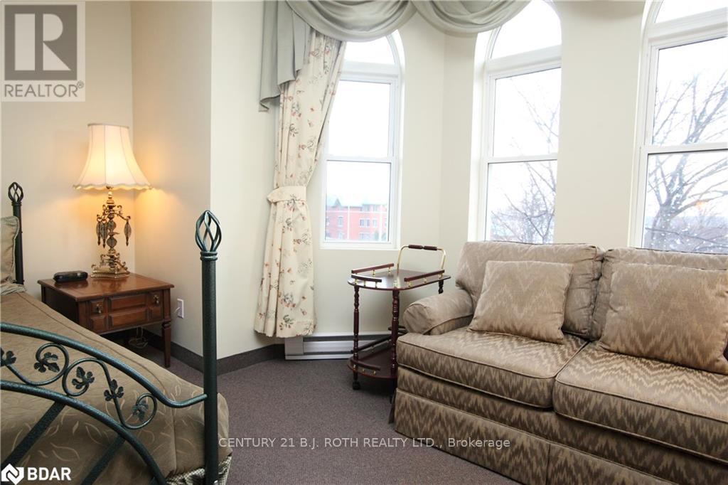 1 Berczy Street Property Photo 26