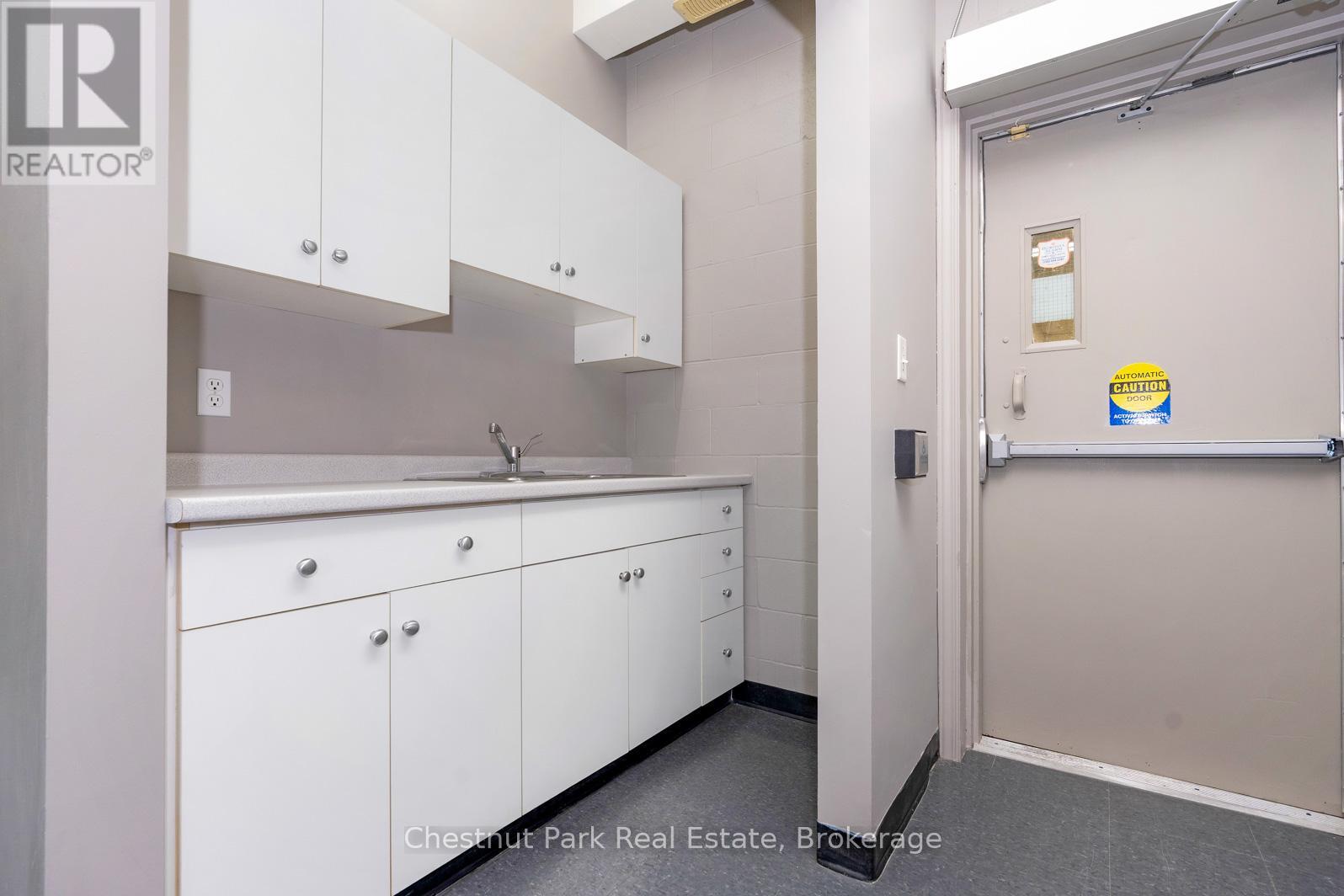 80 Sandford Fleming Drive Property Photo 24