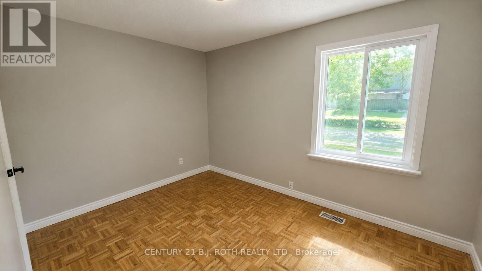 Upper - 41 Bayview Drive Property Photo 16
