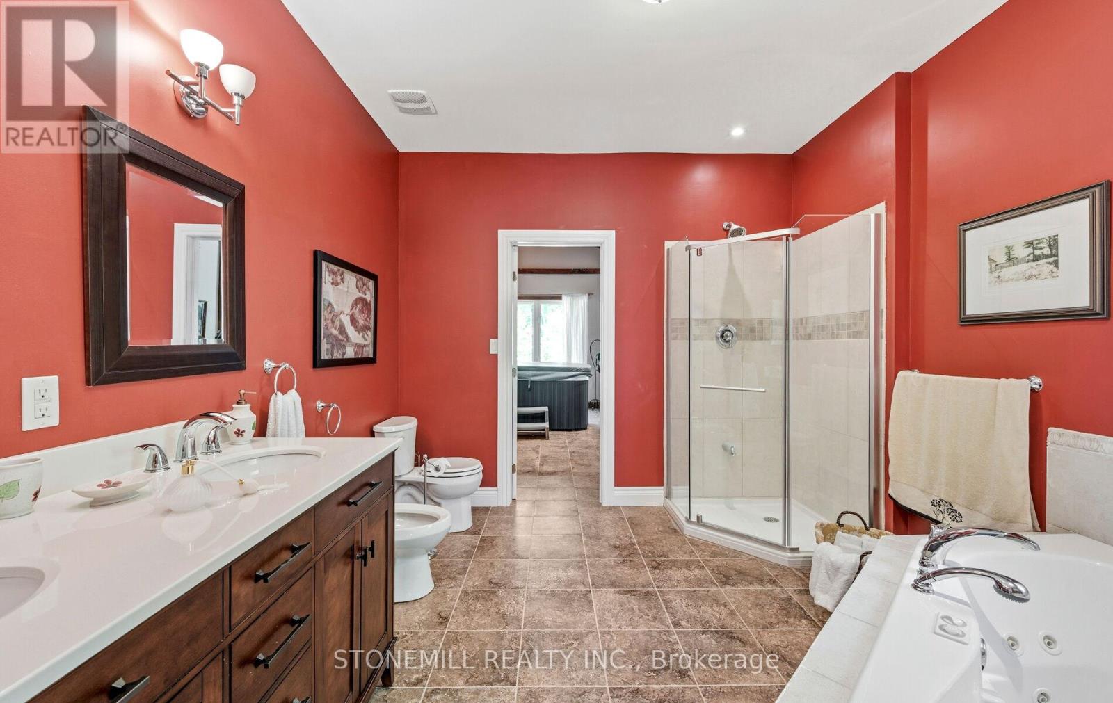 868 Eastdale Drive Property Photo 19