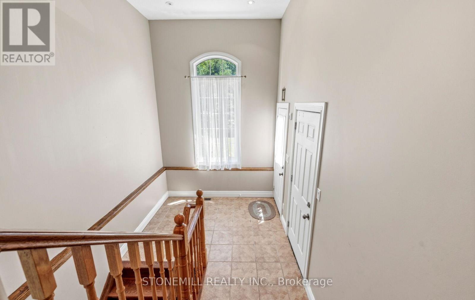 868 Eastdale Drive Property Photo 29