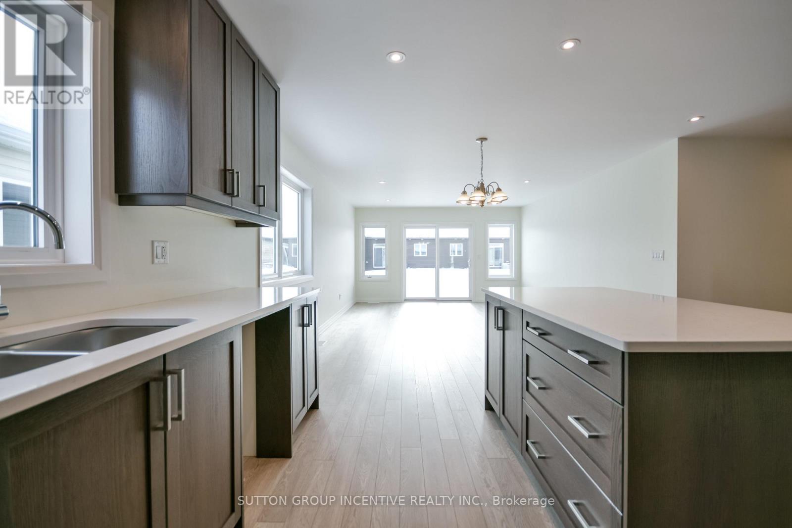 45 Harold Avenue Property Photo 20