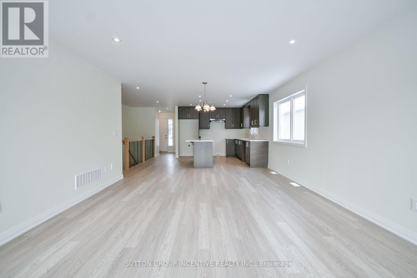 45 Harold Avenue Property Photo 23