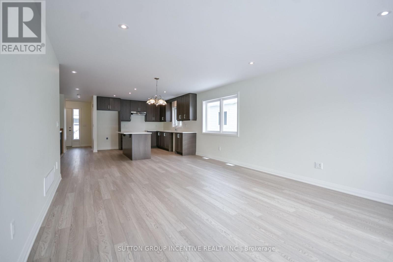 45 Harold Avenue Property Photo 24