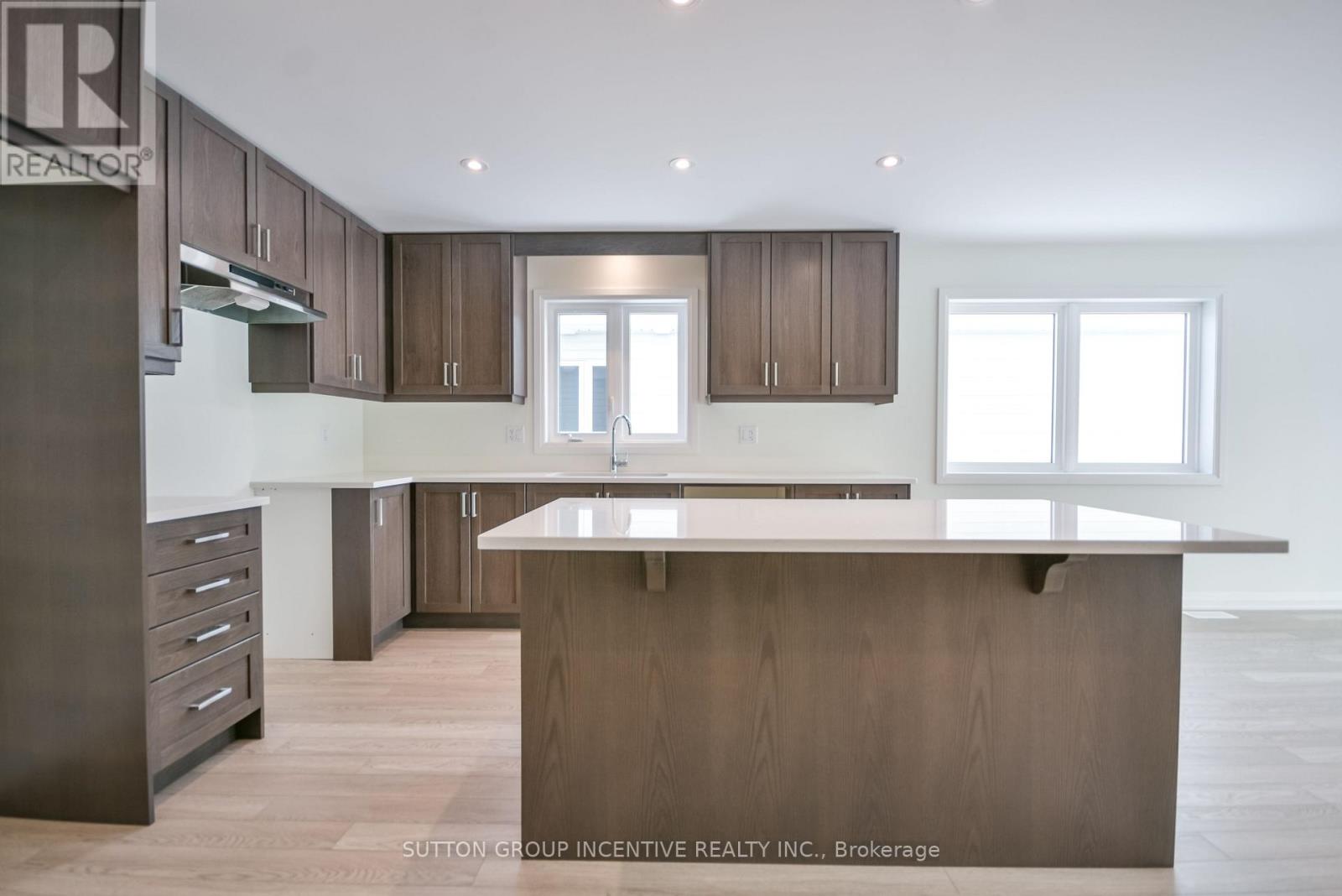 45 Harold Avenue Property Photo 27