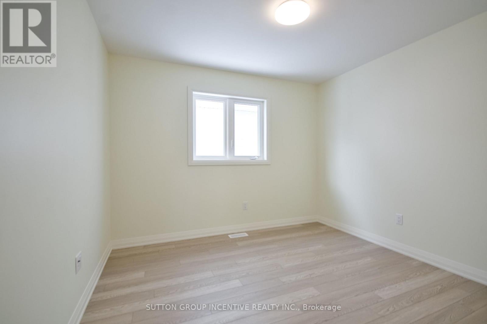45 Harold Avenue Property Photo 31
