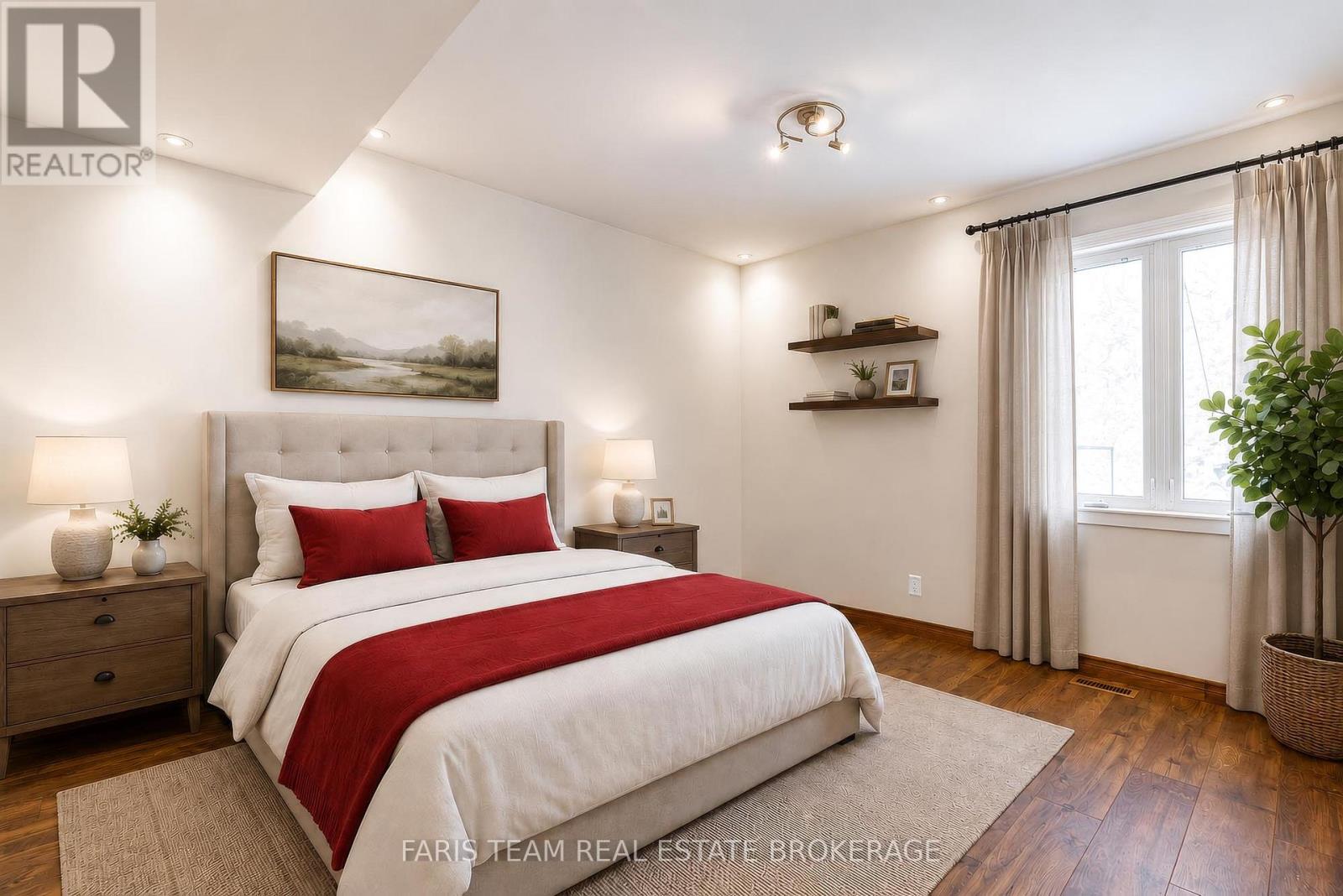2384 Champlain Road Property Photo 16