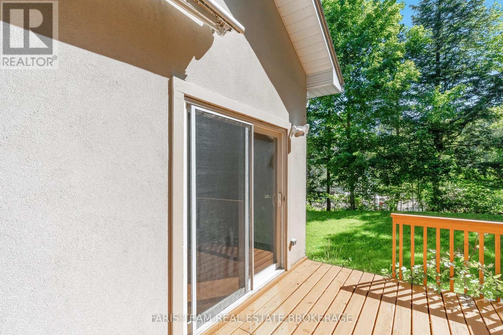 2384 Champlain Road Property Photo 27