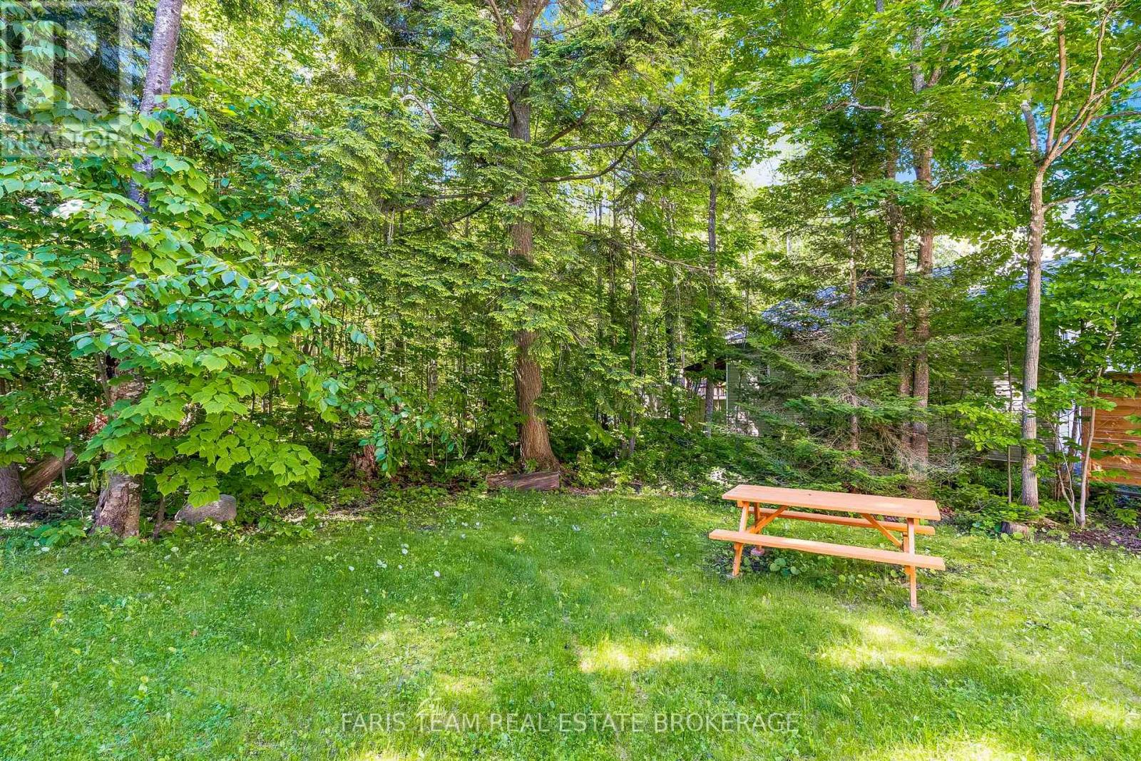 2384 Champlain Road Property Photo 28