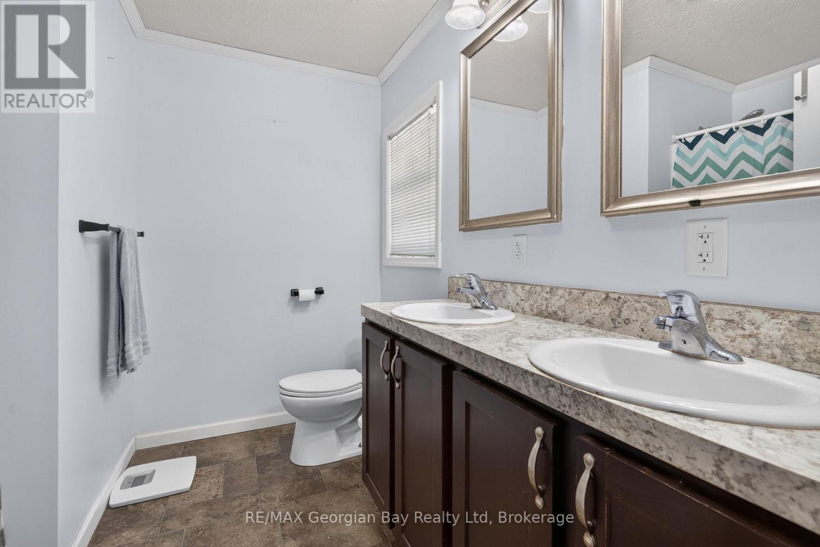 927 Vindin Street Property Photo 11
