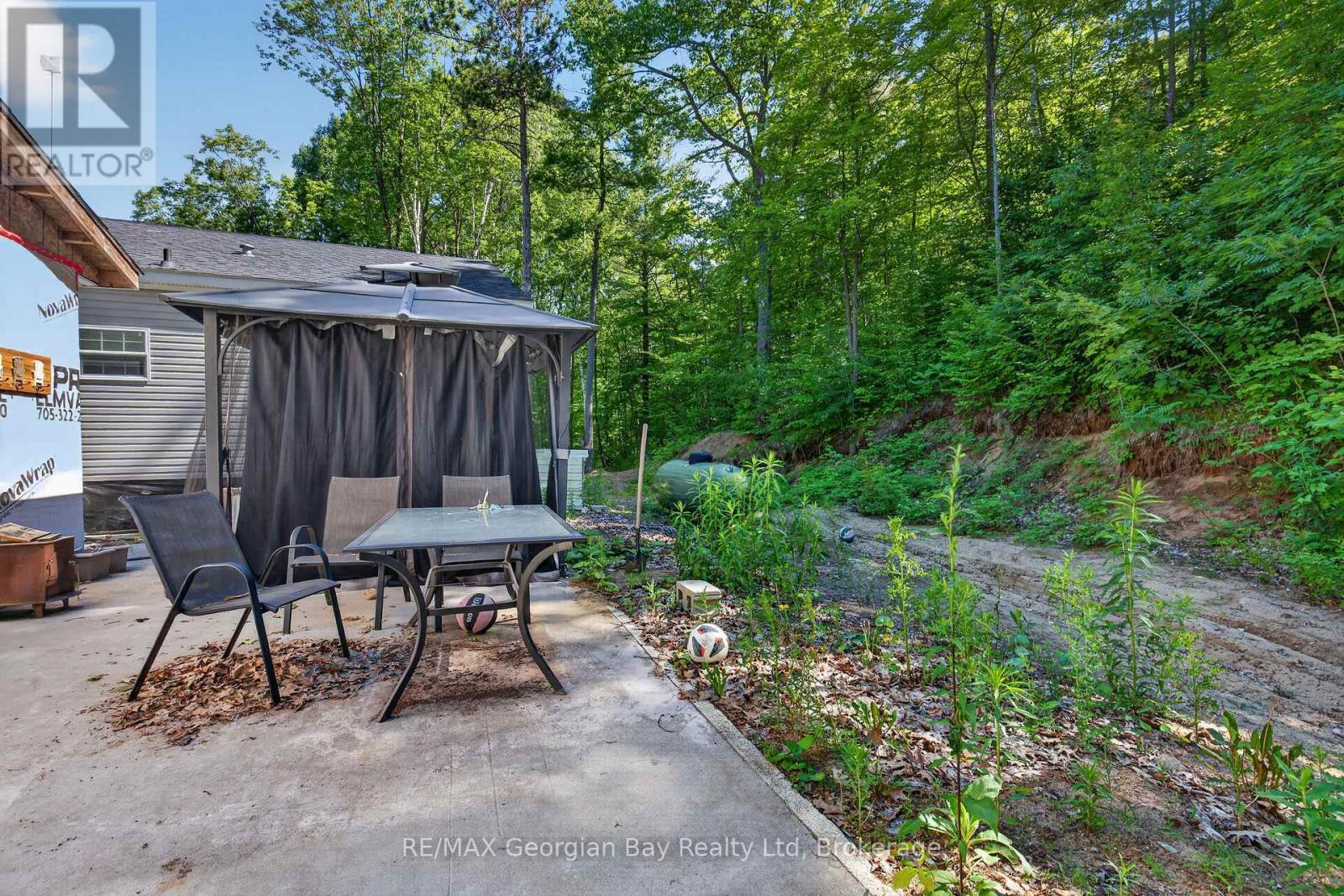 927 Vindin Street Property Photo 18