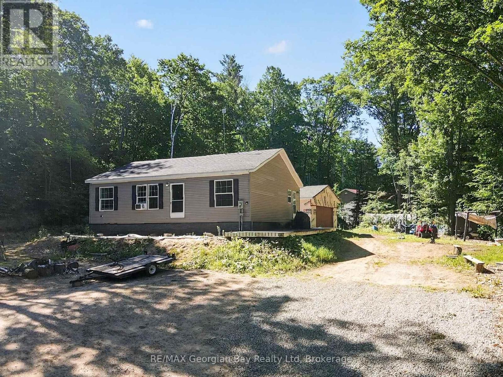 927 Vindin Street Property Photo 20