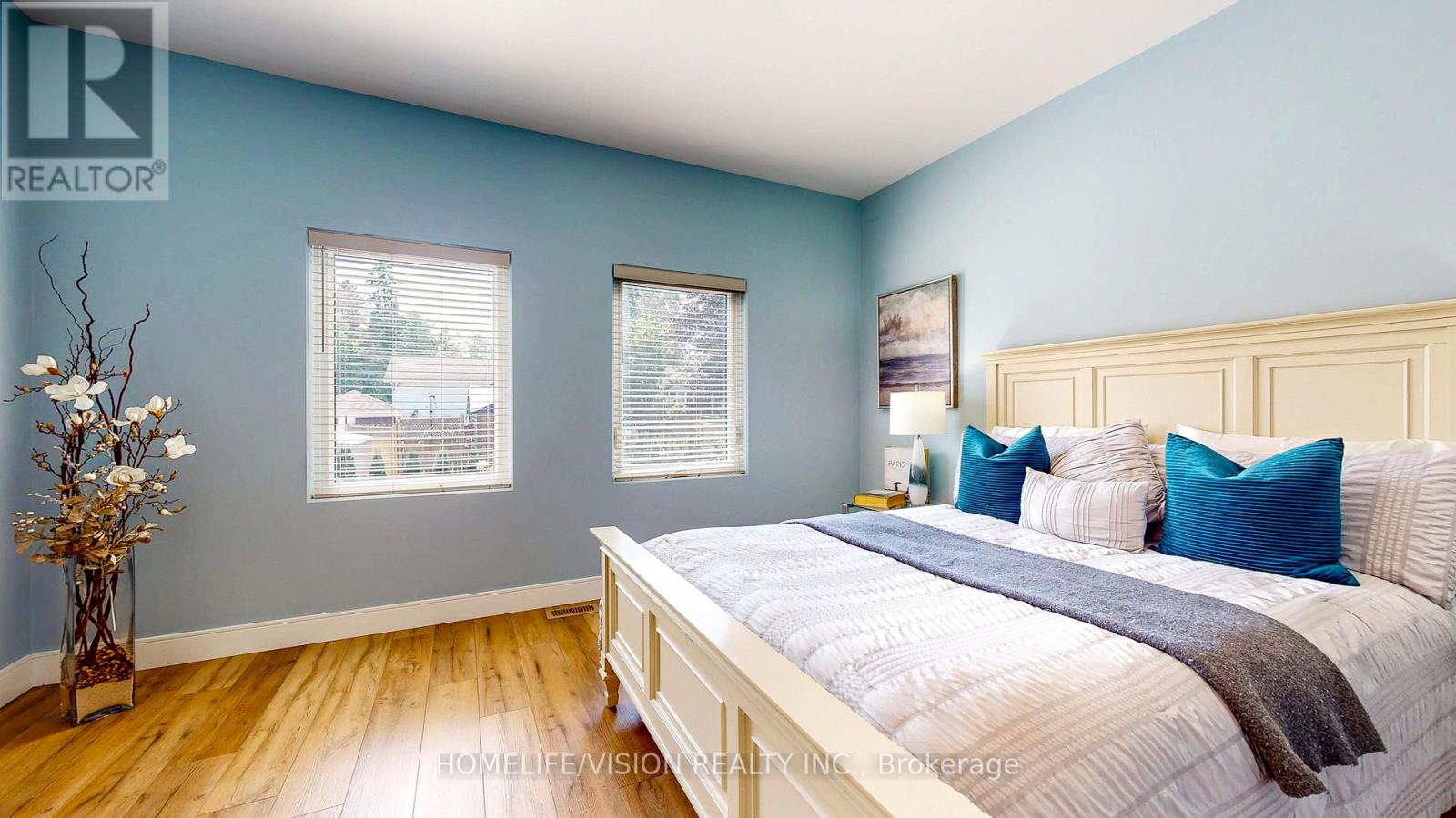 740 Midland Avenue Property Photo 23