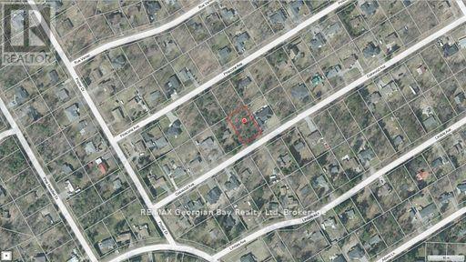 46 Oakwood Avenue N Property Photo 8