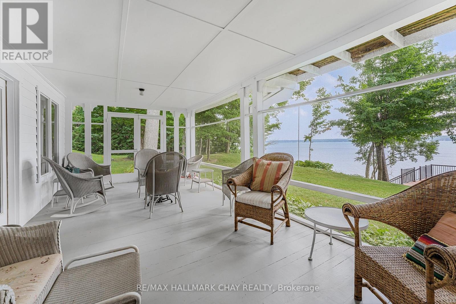 209 Bay Street Property Photo 18