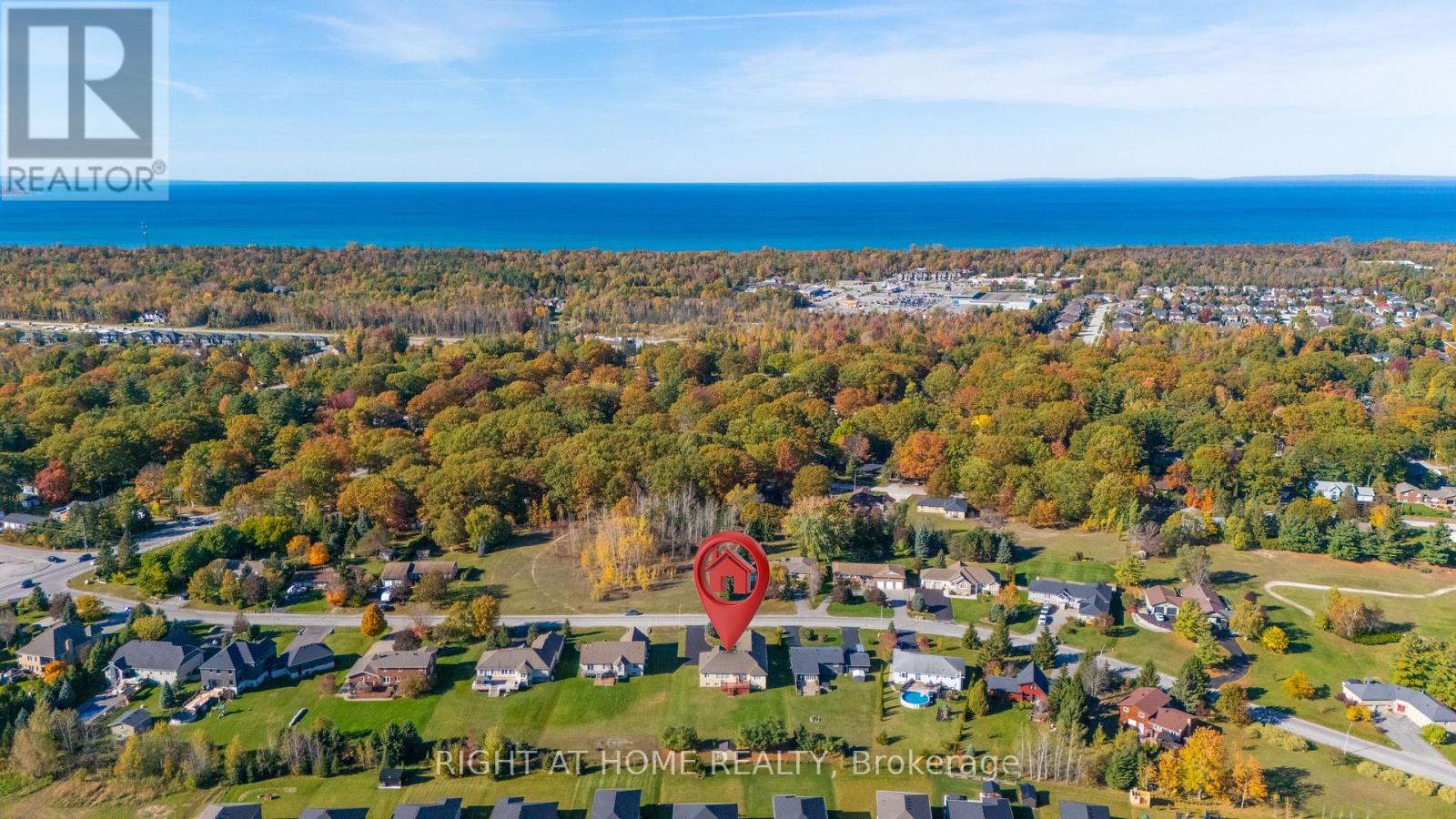 16 WASAGA SANDS DRIVE Property Photo 1