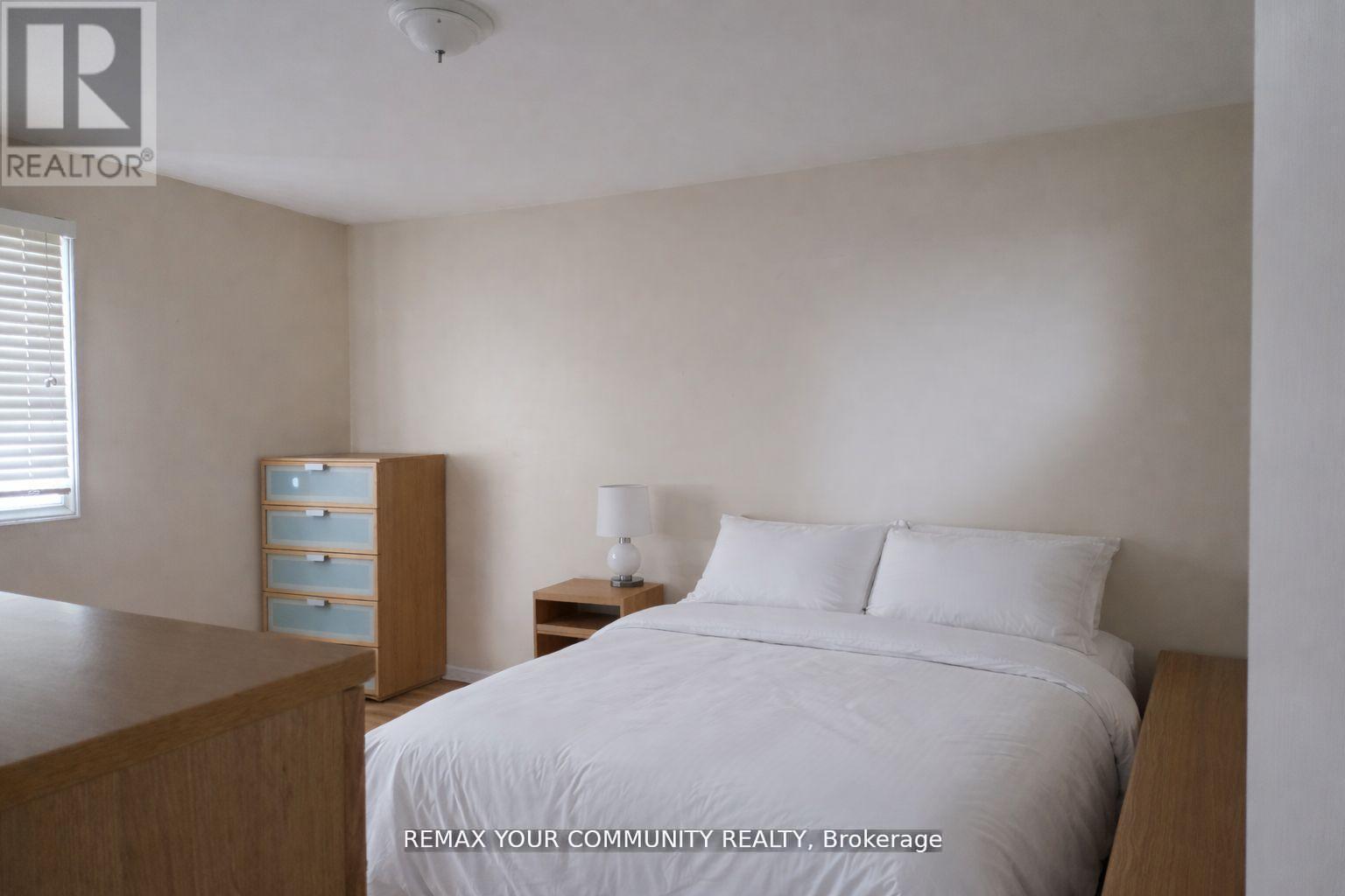 3414 Lee Avenue Property Photo 4