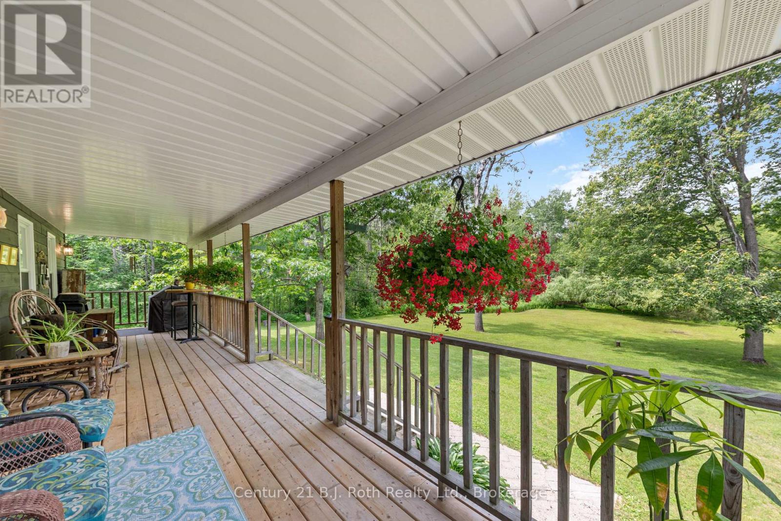 3147 Dalton Court Property Photo 5