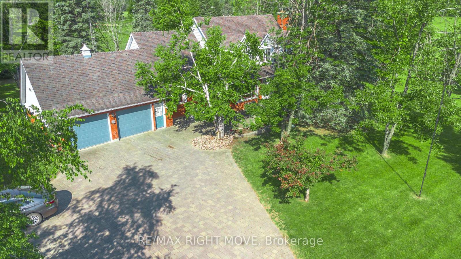 9992 Hwy 12 Highway Property Photo 2