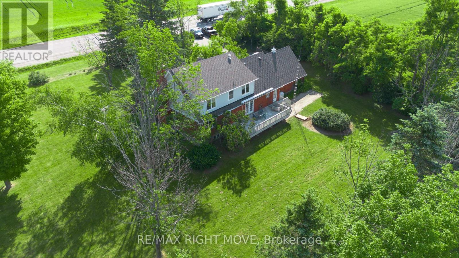 9992 Hwy 12 Highway Property Photo 4