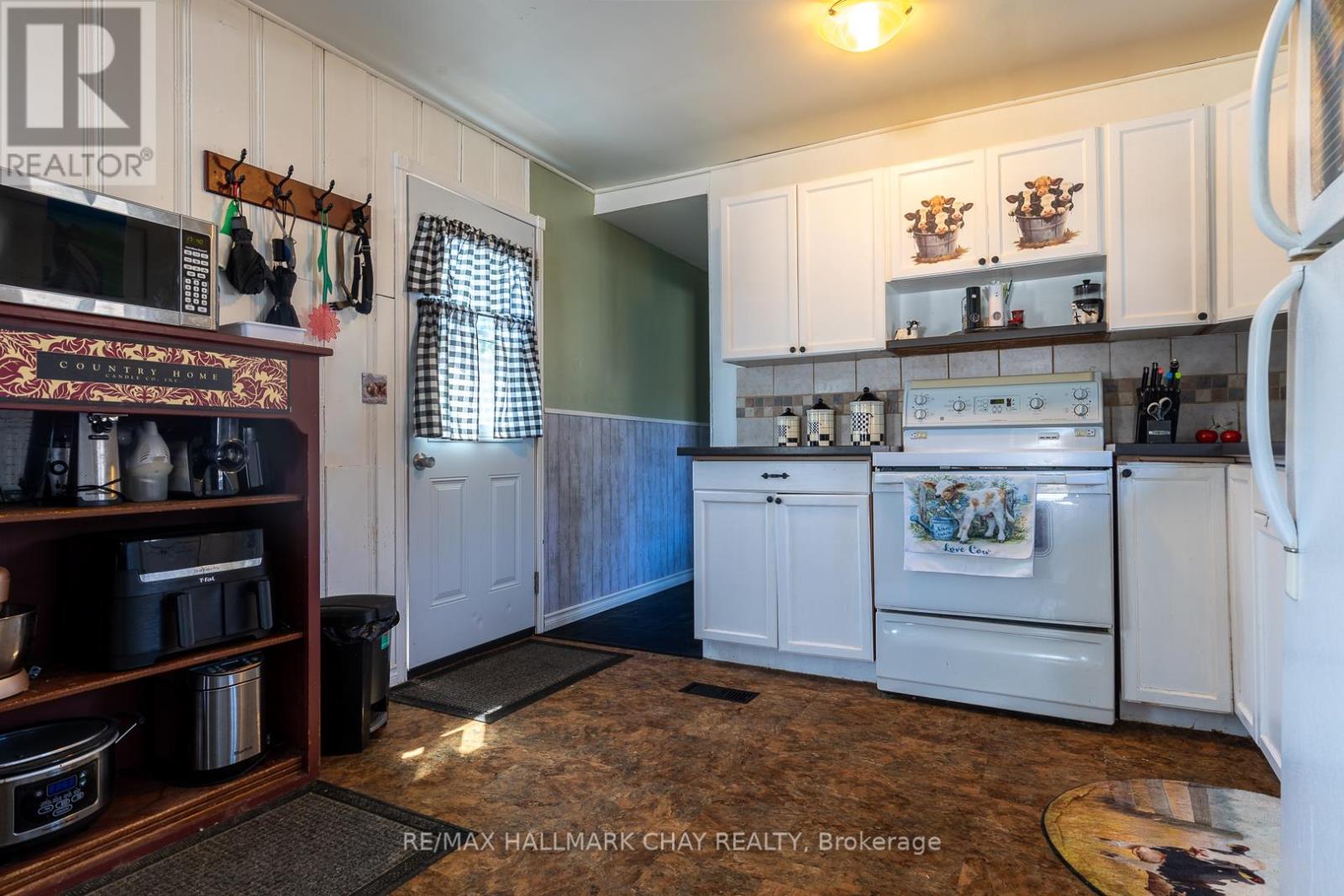 1331 Hilltop Road Property Photo 11