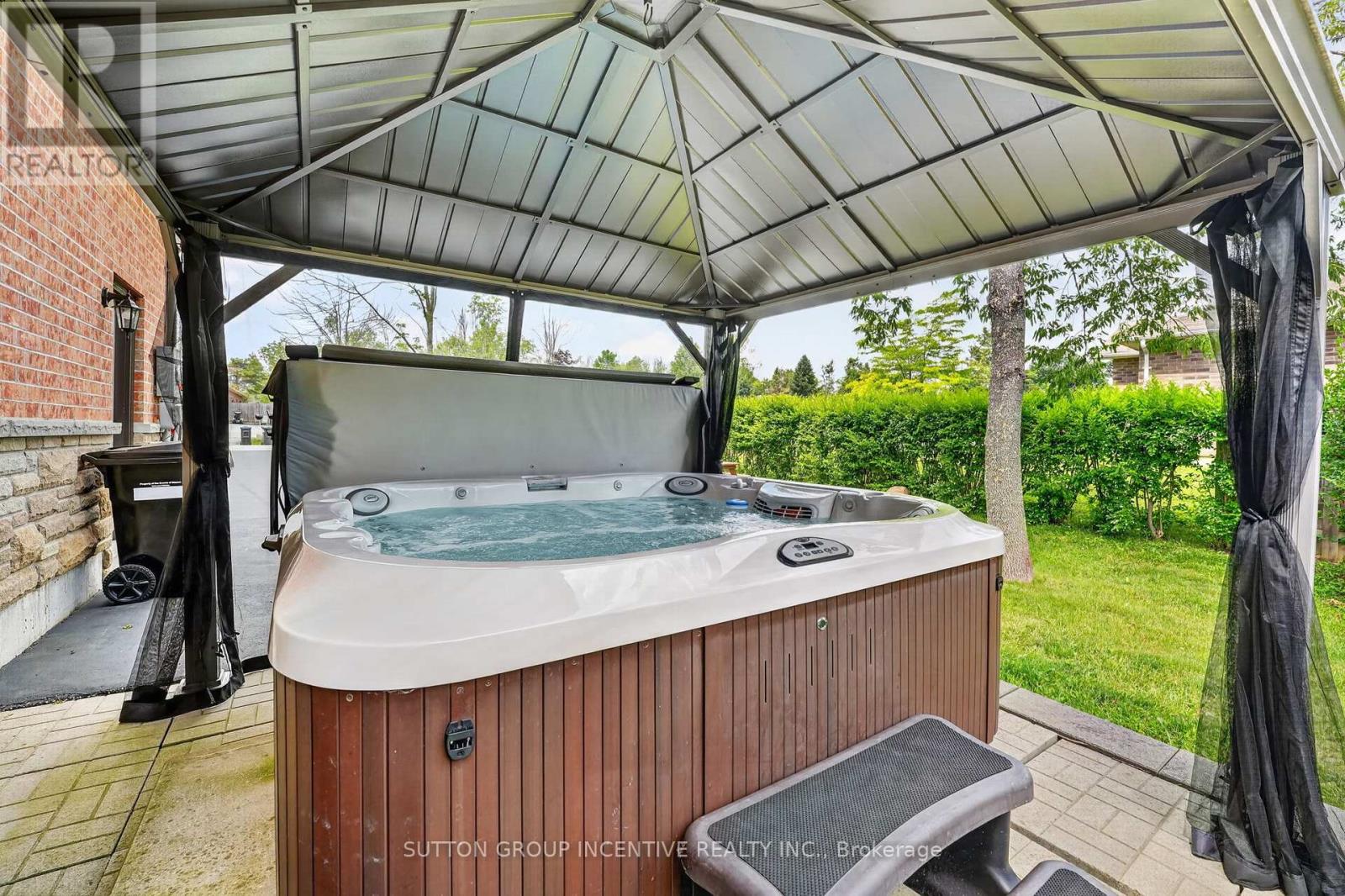 1 Galrich Court Property Photo 12