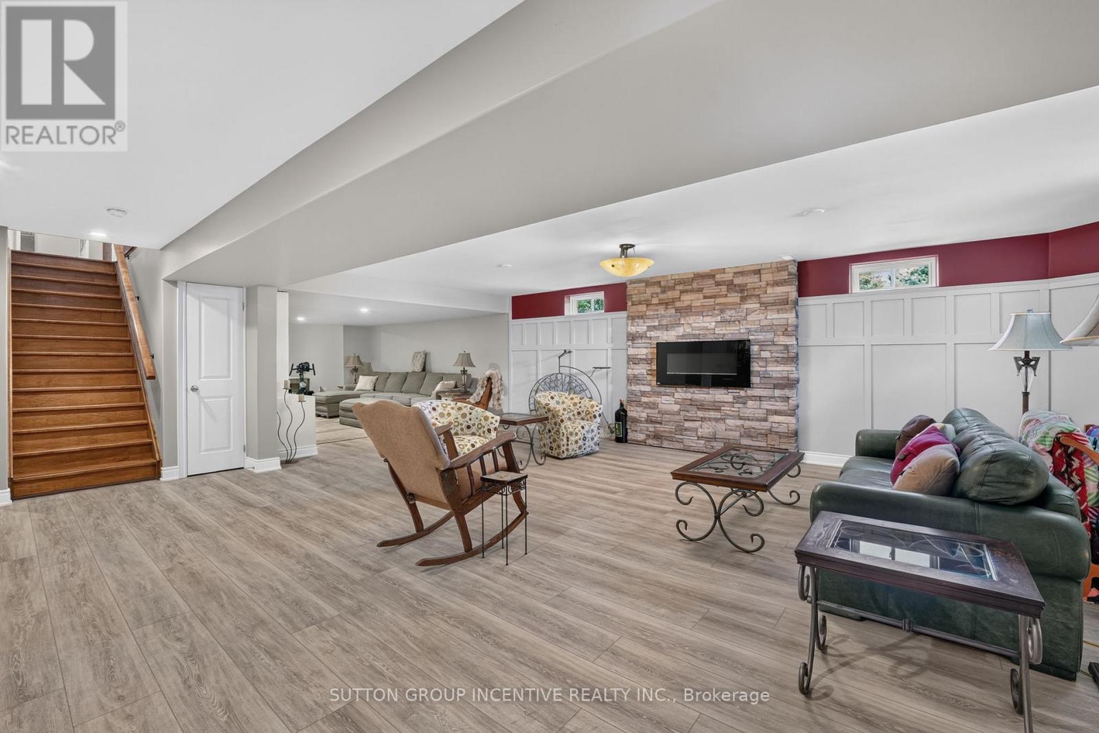 1 Galrich Court Property Photo 35
