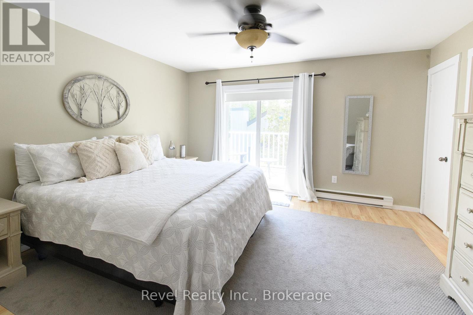 440 Oxbow Crescent W Property Photo 15