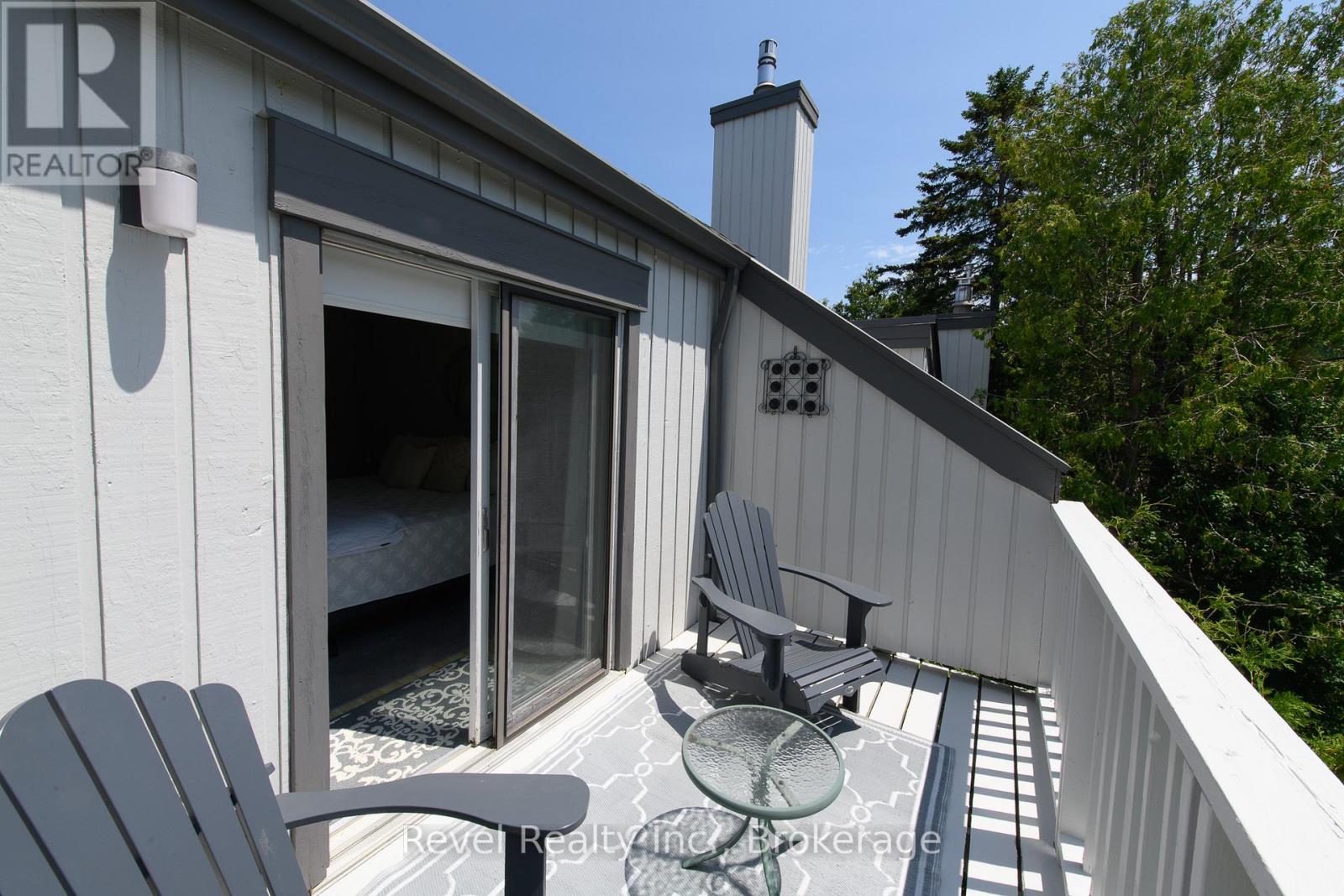 440 Oxbow Crescent W Property Photo 18
