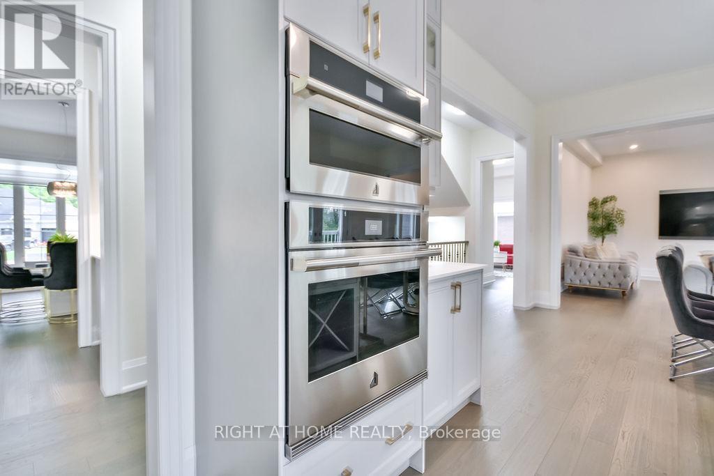 8 Forest Heights Court Property Photo 15