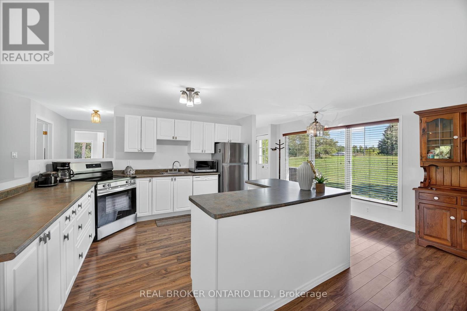 2174 Atkinson Road Property Photo 4