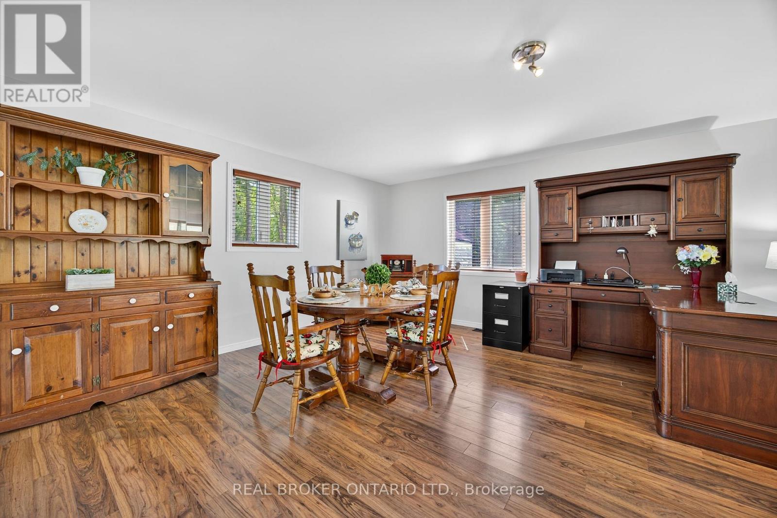 2174 Atkinson Road Property Photo 6