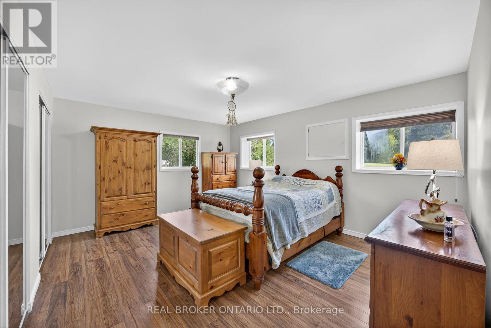 2174 Atkinson Road Property Photo 10