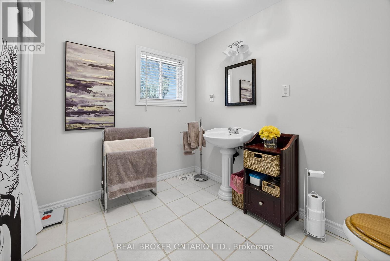 2174 Atkinson Road Property Photo 14