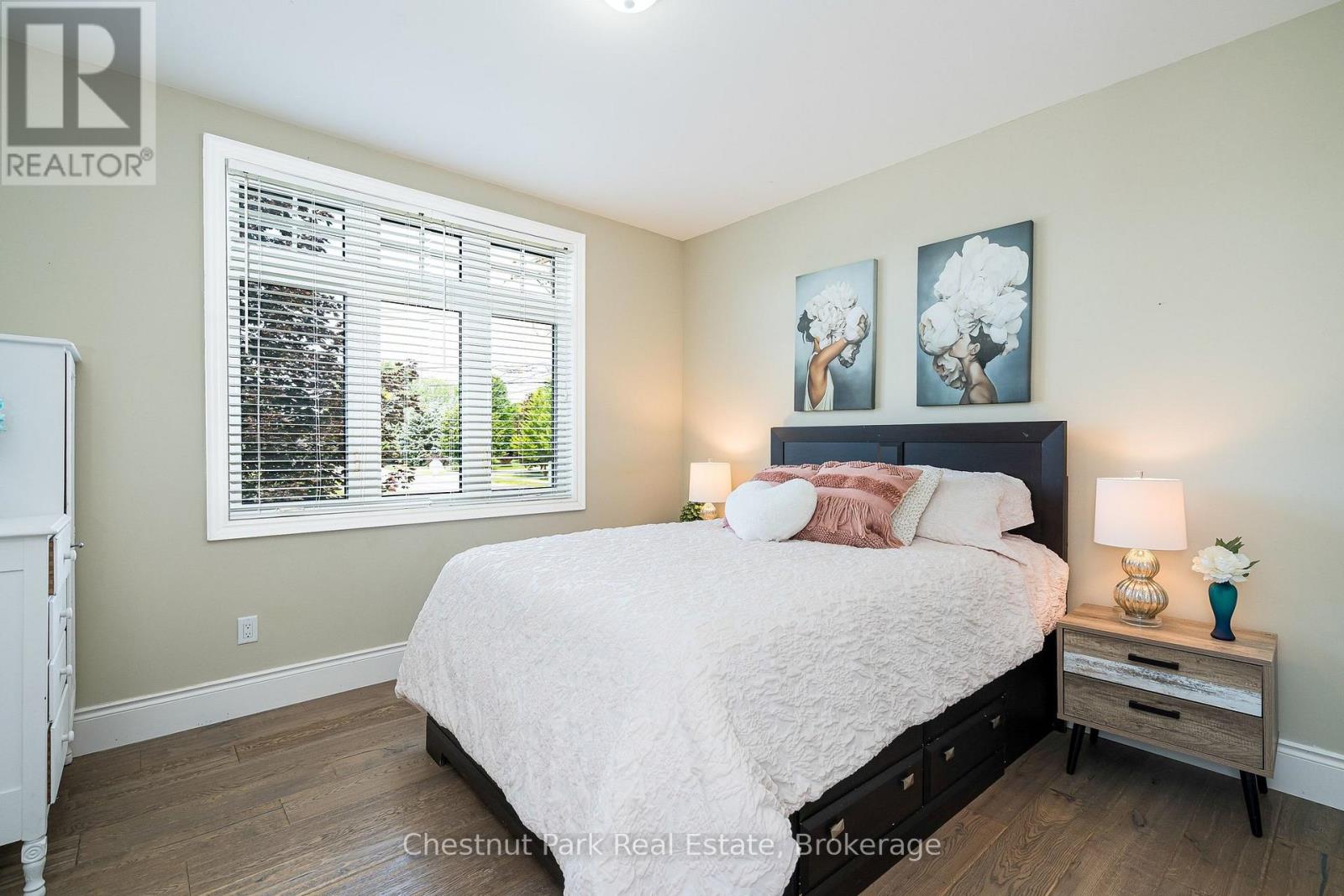 15 Saunders Street Property Photo 26