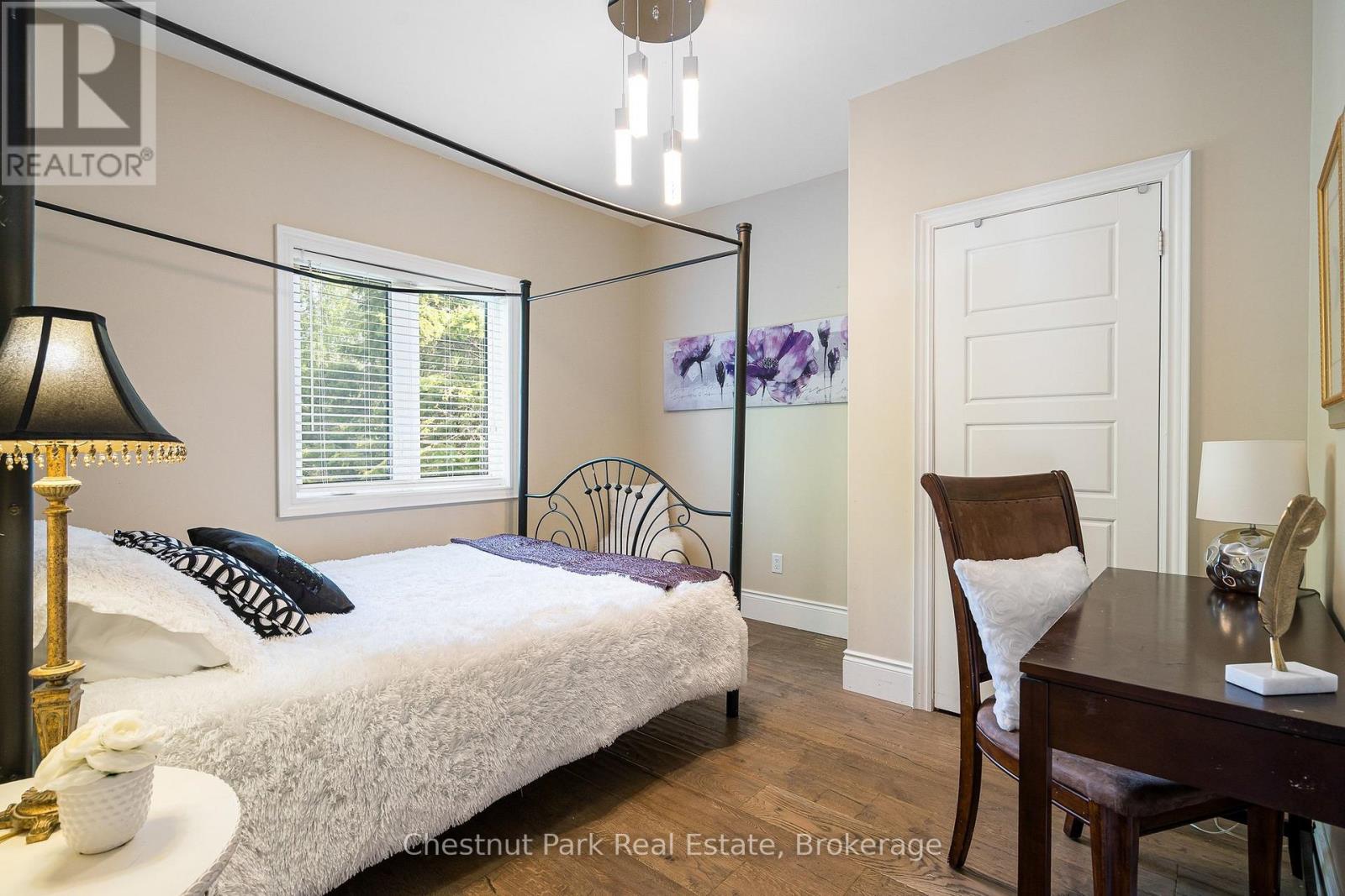 15 Saunders Street Property Photo 27