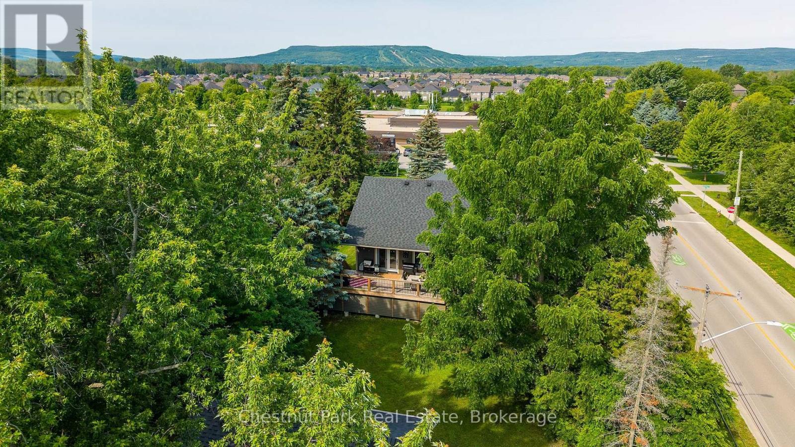 15 Saunders Street Property Photo 43
