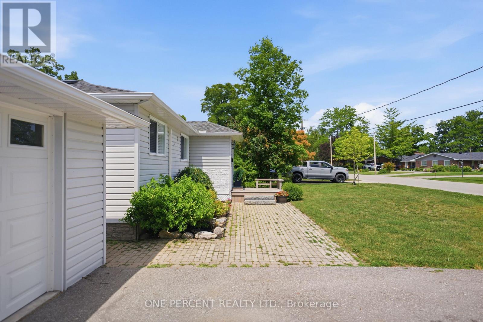 608 Broadview Avenue Property Photo 4