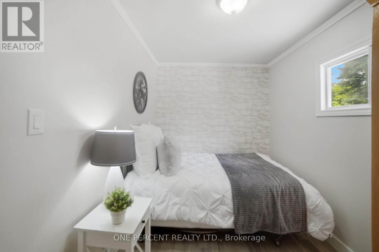 608 Broadview Avenue Property Photo 28