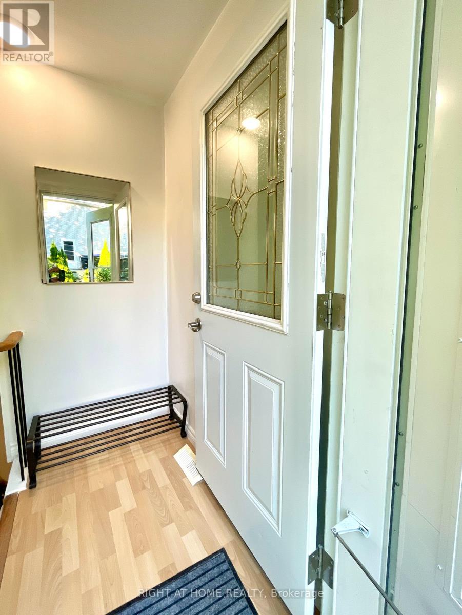 941 Victoria Street Property Photo 27