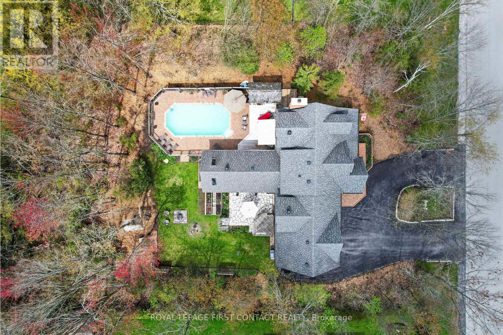 26 Paddy Dunn's Circle Property Photo 46